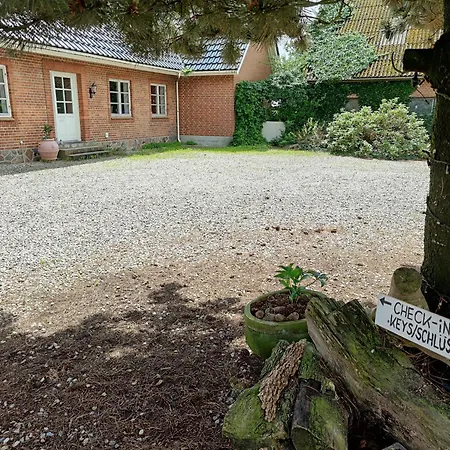 Kristinebjerg Habitación en casa particular Jelling